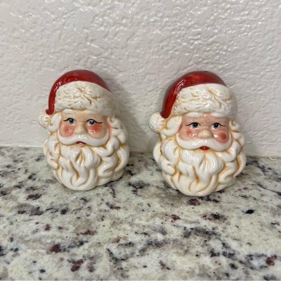 Other - Santa Claus Ceramic Salt‎ and Pepper Shaker set Christmas Holiday